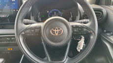 Toyota Yaris 1.5 Hybrid Design 5dr CVT Hybrid Hatchback